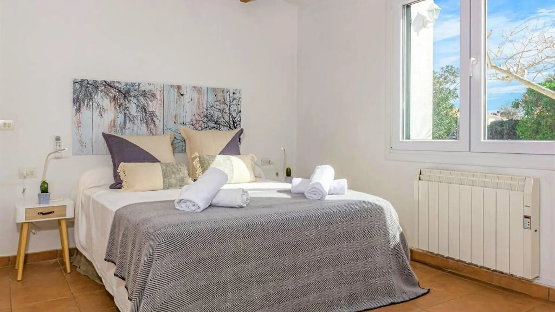 Villa Ullastres Бинибека 0*,  Испания