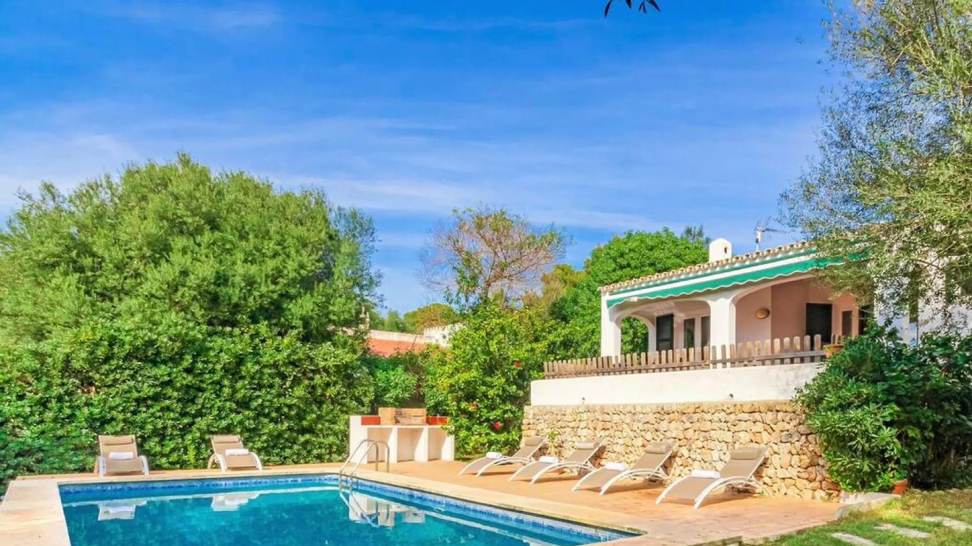 Villa Ullastres Бинибека