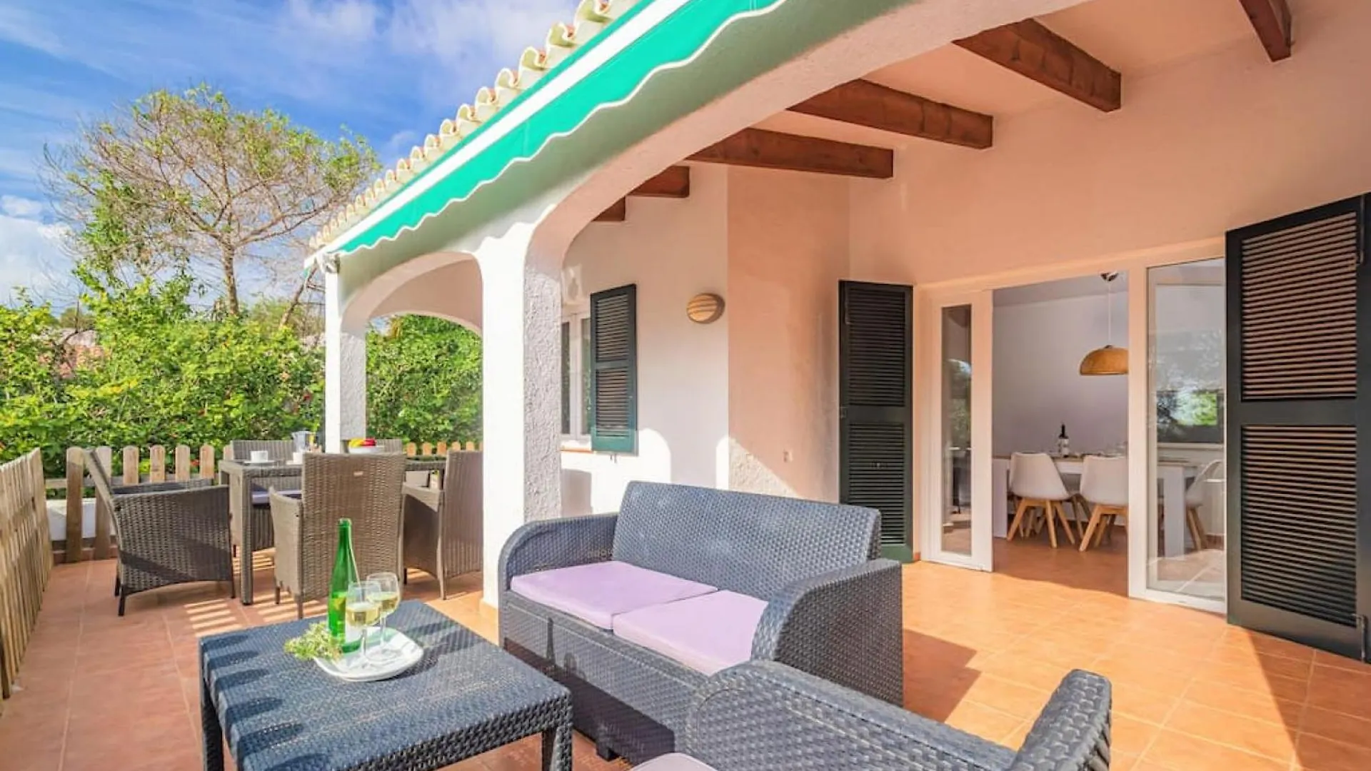 Villa Ullastres Бинибека Испания